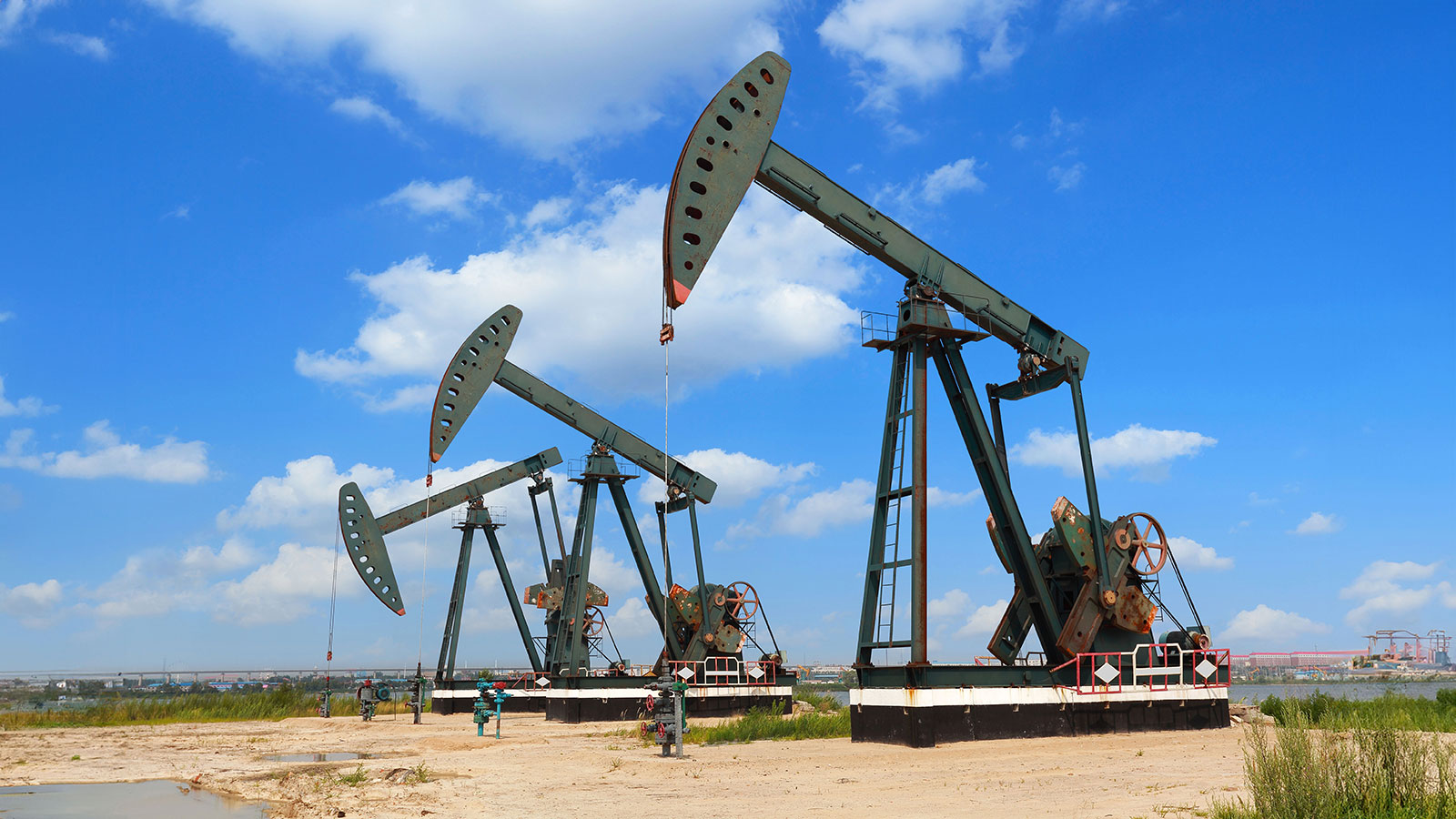 Green Oil pump of crude oilwell rig