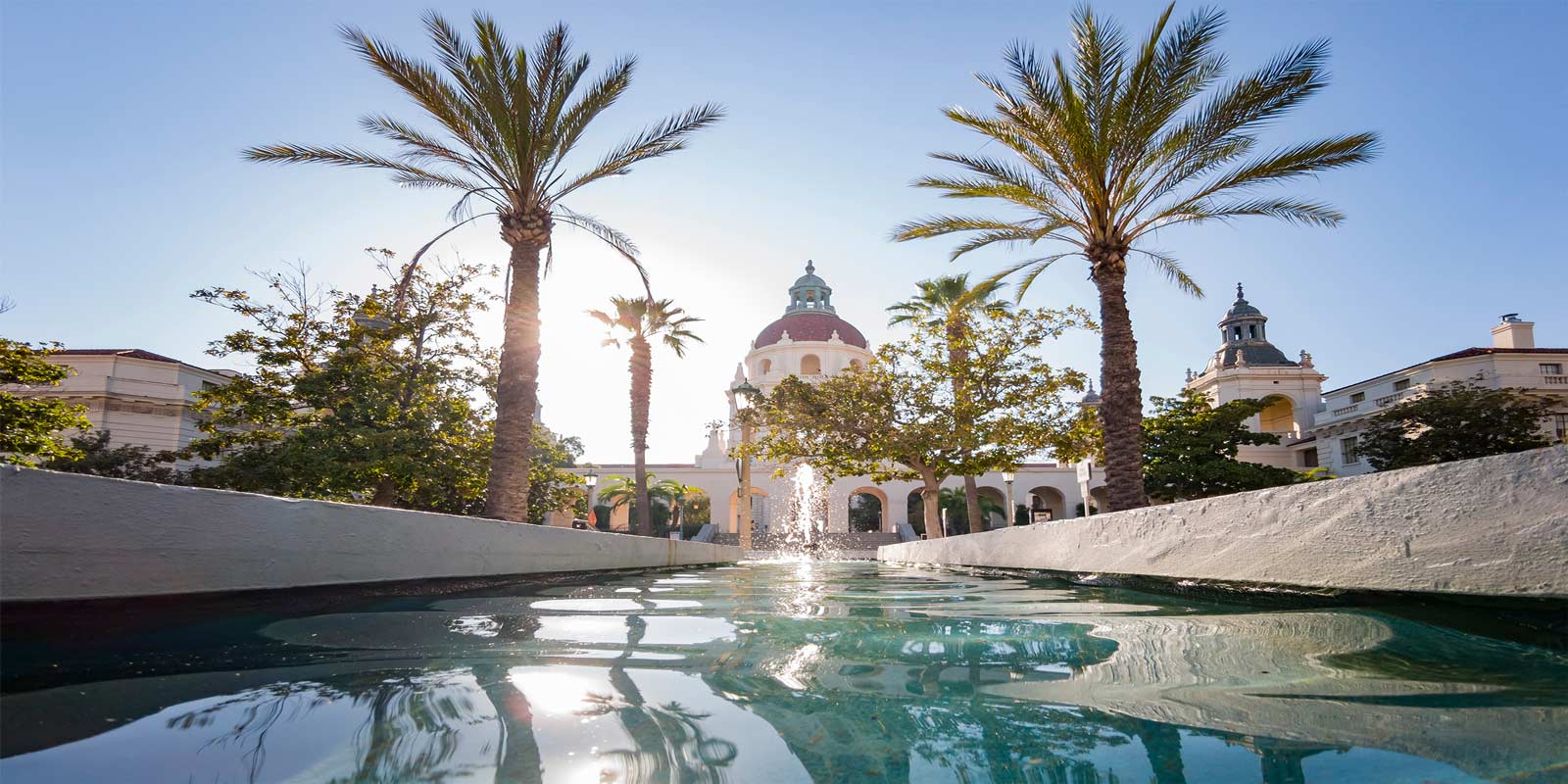 Afternoon view of the beautiful Pasadena City Hall at Los Angeles California